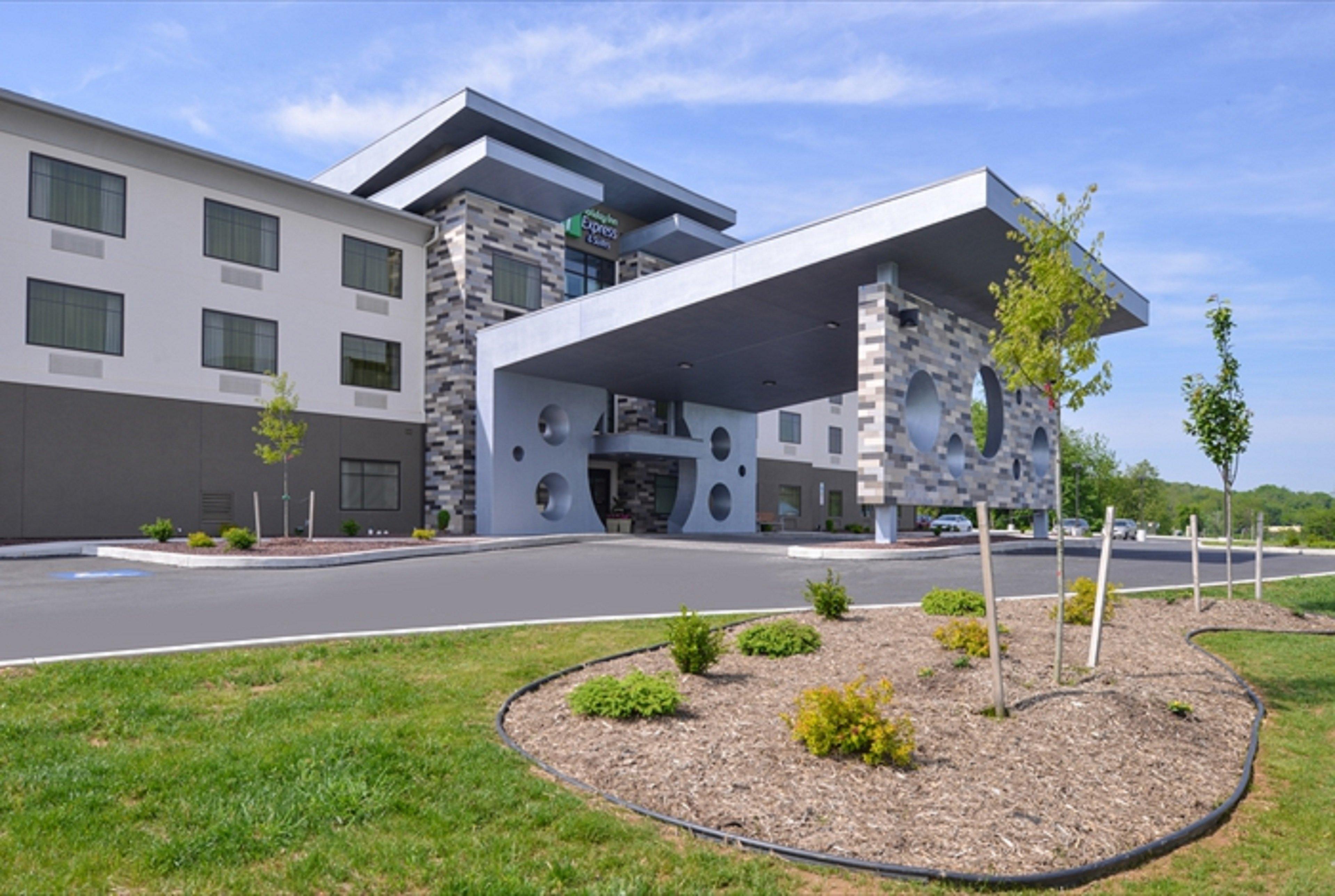 Holiday Inn Express & Suites Shippensburg By Ihg Экстерьер фото