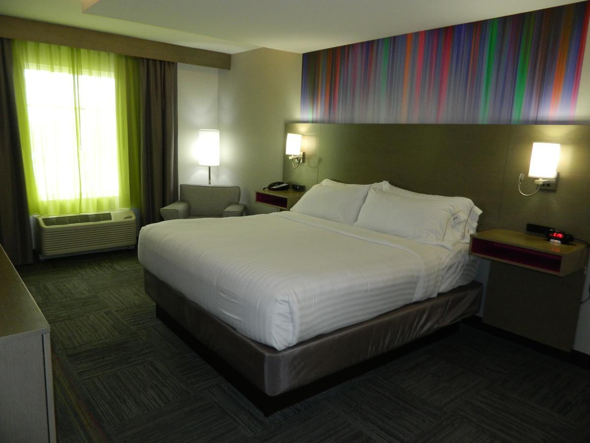 Holiday Inn Express & Suites Shippensburg By Ihg Экстерьер фото