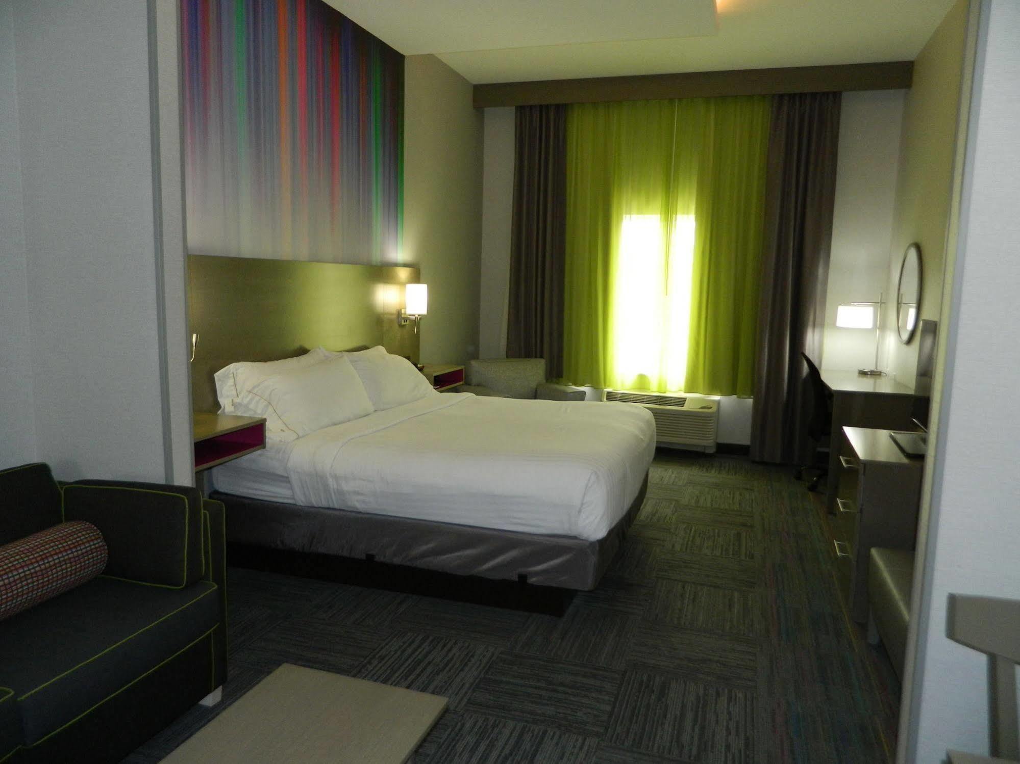 Holiday Inn Express & Suites Shippensburg By Ihg Экстерьер фото